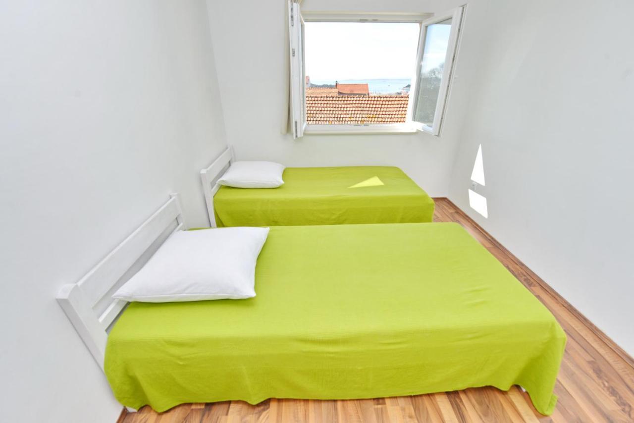 Apartments Verita Pakostane Exterior photo
